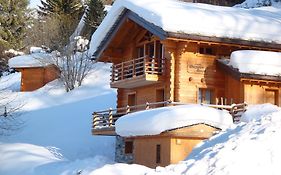 Chalet Chaperon Rouge